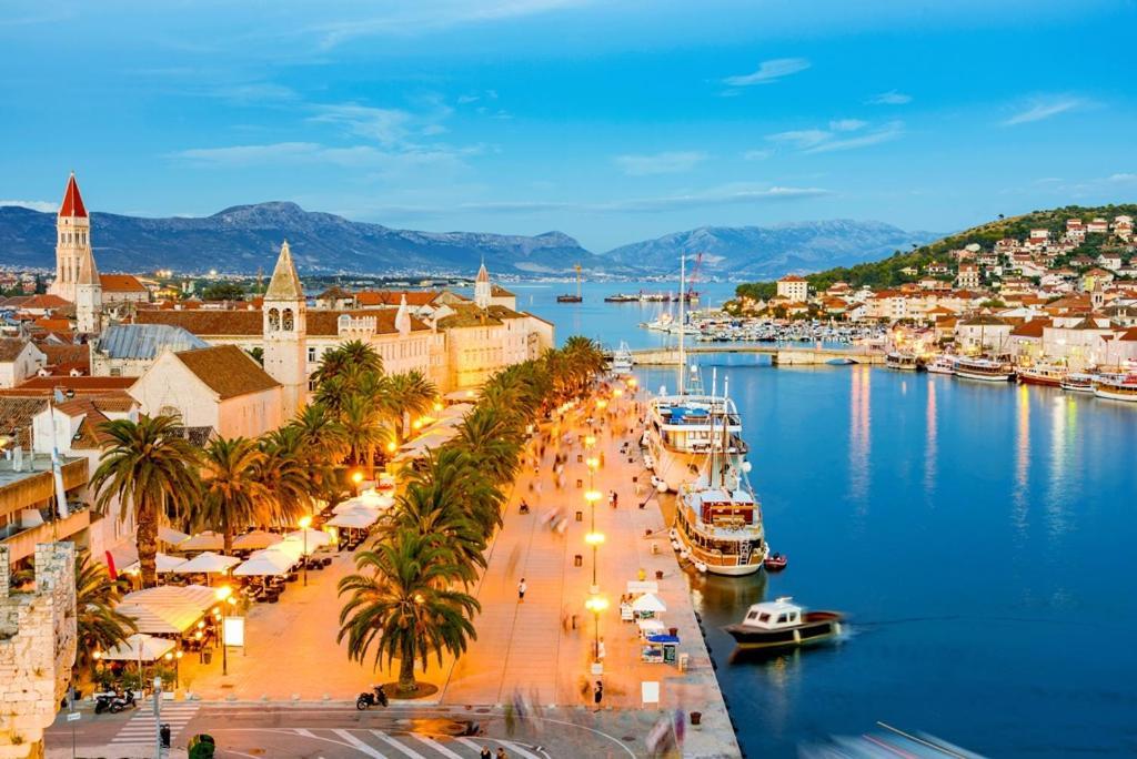 Mimoza Trogir Apartment ภายนอก รูปภาพ
